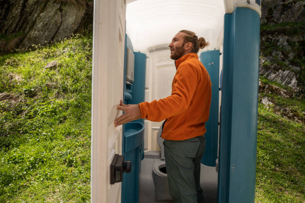 Best Portable restroom trailer rental  in Pine Crest, TN
